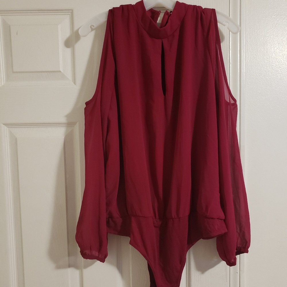 New York & Co. Pink keyhole bodysuit